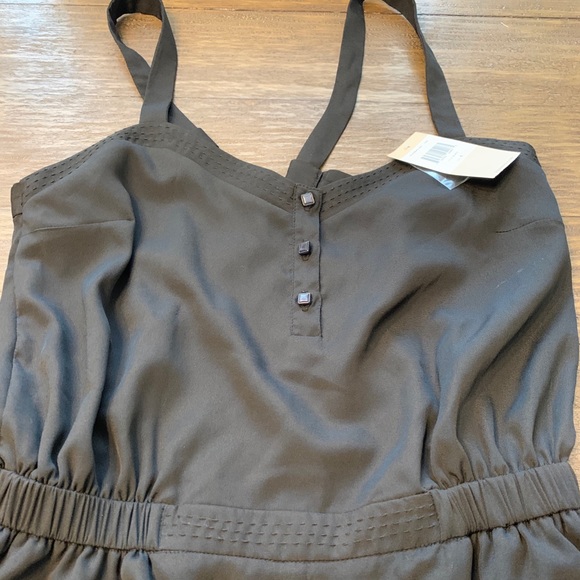BCBG Generation Crossback Strappy Romper NWT - Picture 3 of 11